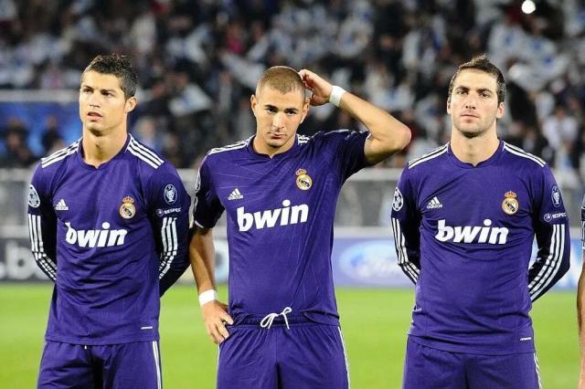 1668748083382018278.jpg 1668748057676.jpg